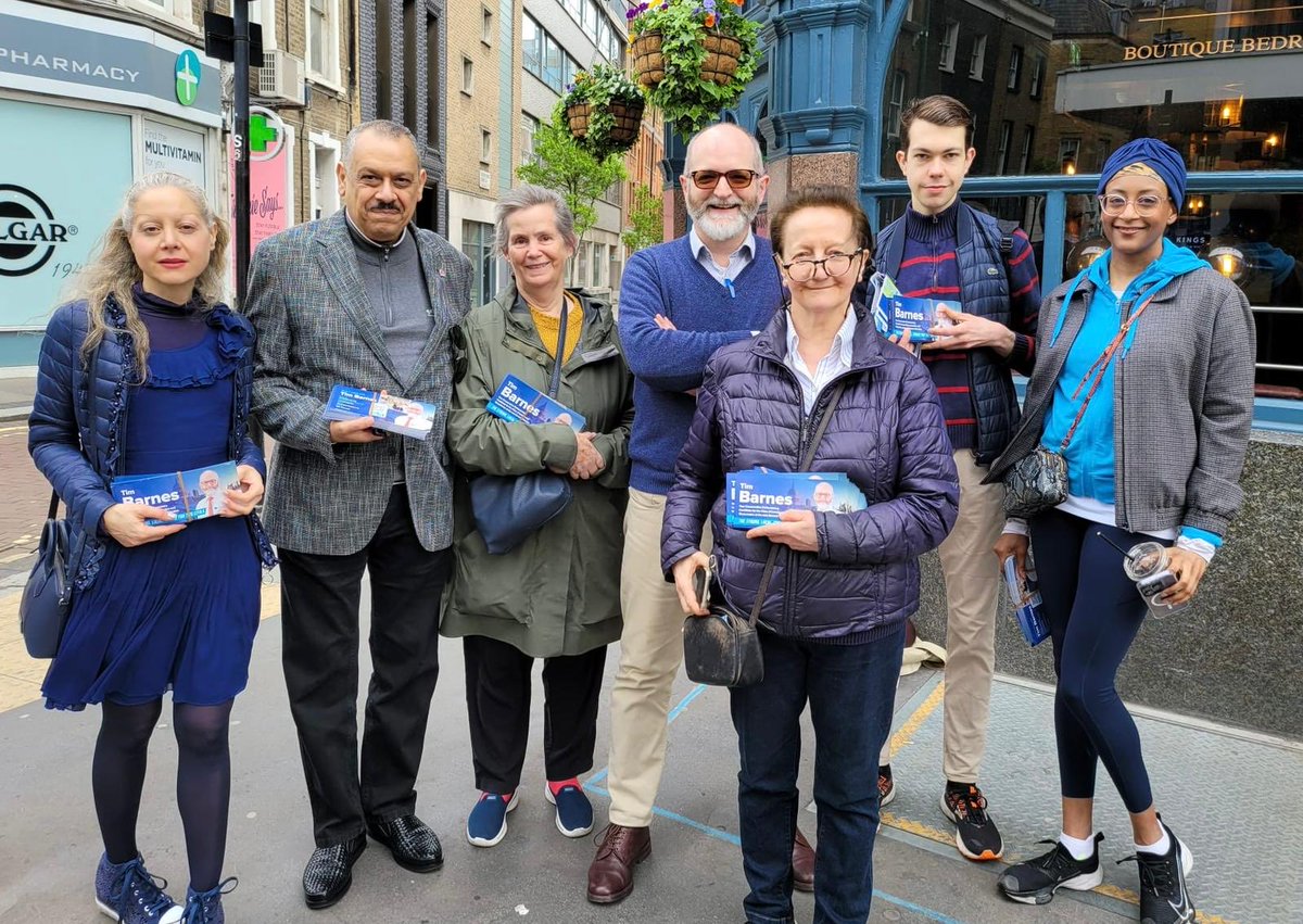 l_keay's tweet photo. Great to be out campaigning with our superb parliamentary candidate @VoteTimBarnes - Thank you to all our wonderful @CLWCA volunteers! #TimtoWin! https://t.co/0Yfj5kmlTt