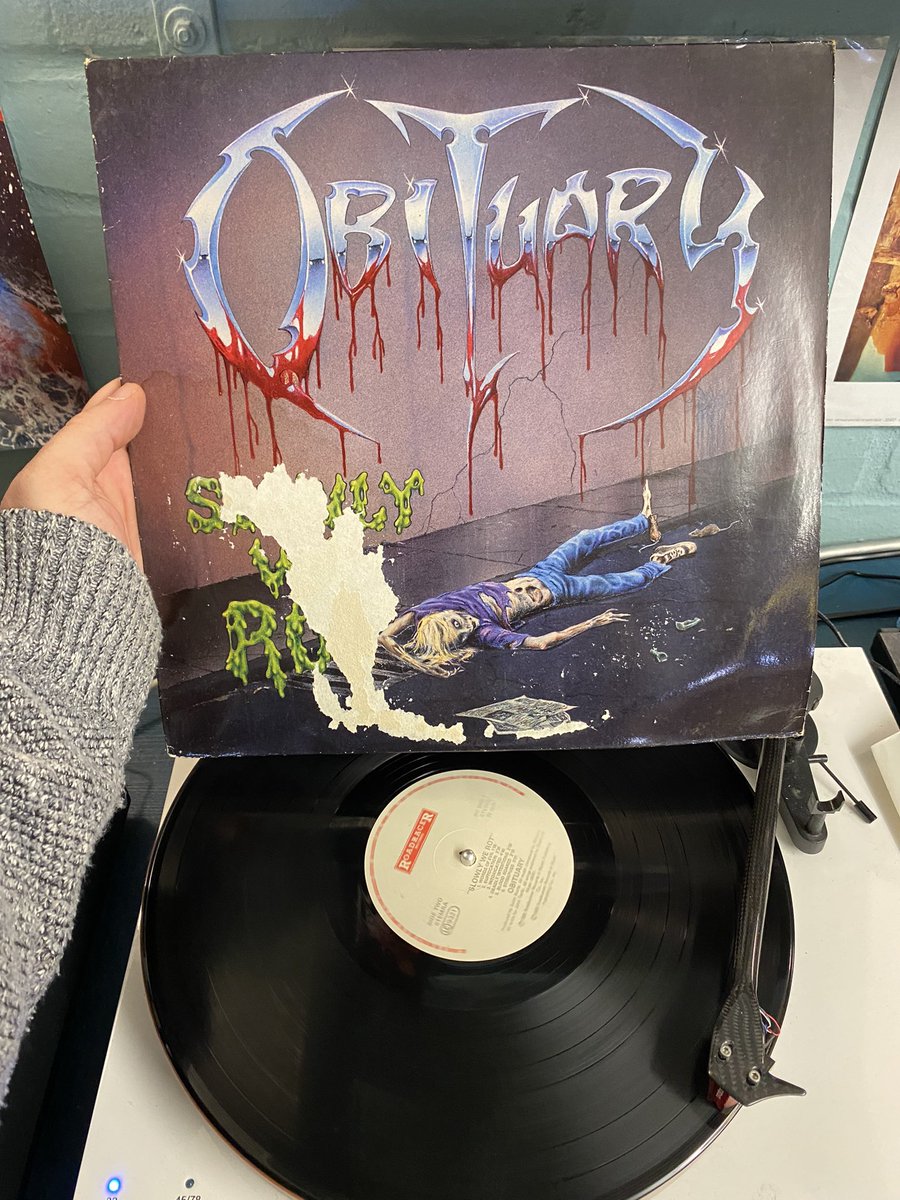 This weekends vinyl give away!! 👀

it’s one for the metal heads 🤘

This disgusting debut from obituary plays superb but the sleeve has seen better days as you can see.

To enter the free random draw just comment below “stinkupuss”

May the vinyl gods be with you 👍