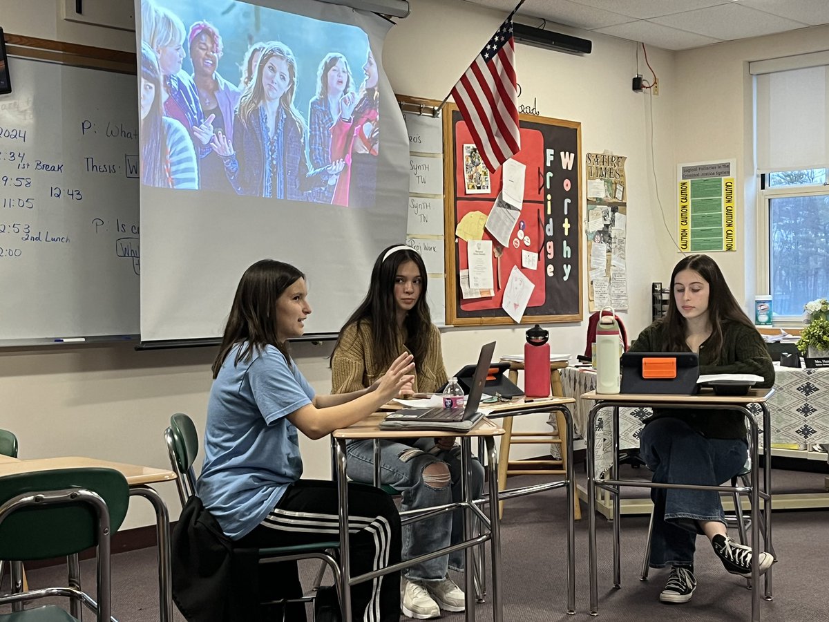 CLKirkpatrick's tweet image. ELA night at Nipmuc Regional HS did not disappoint. Poetry, discussion, and exhibitions of learning - a whole student-led conference! Always so impressed. @NipmucRegional #Nipmucpride #WeAreMURSD