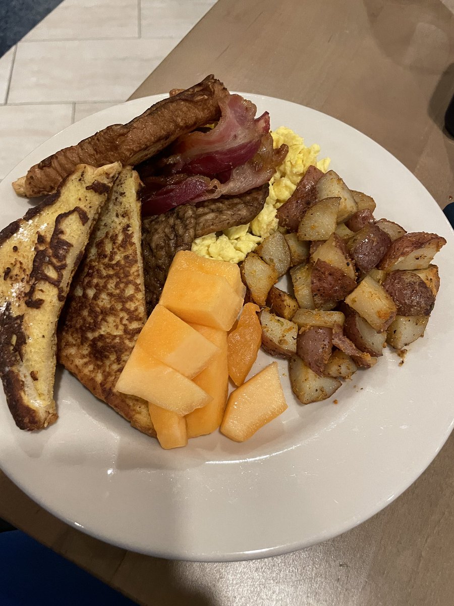 Sum Fat Kid tweet media