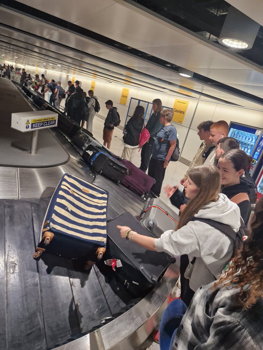 Applemore tweet media