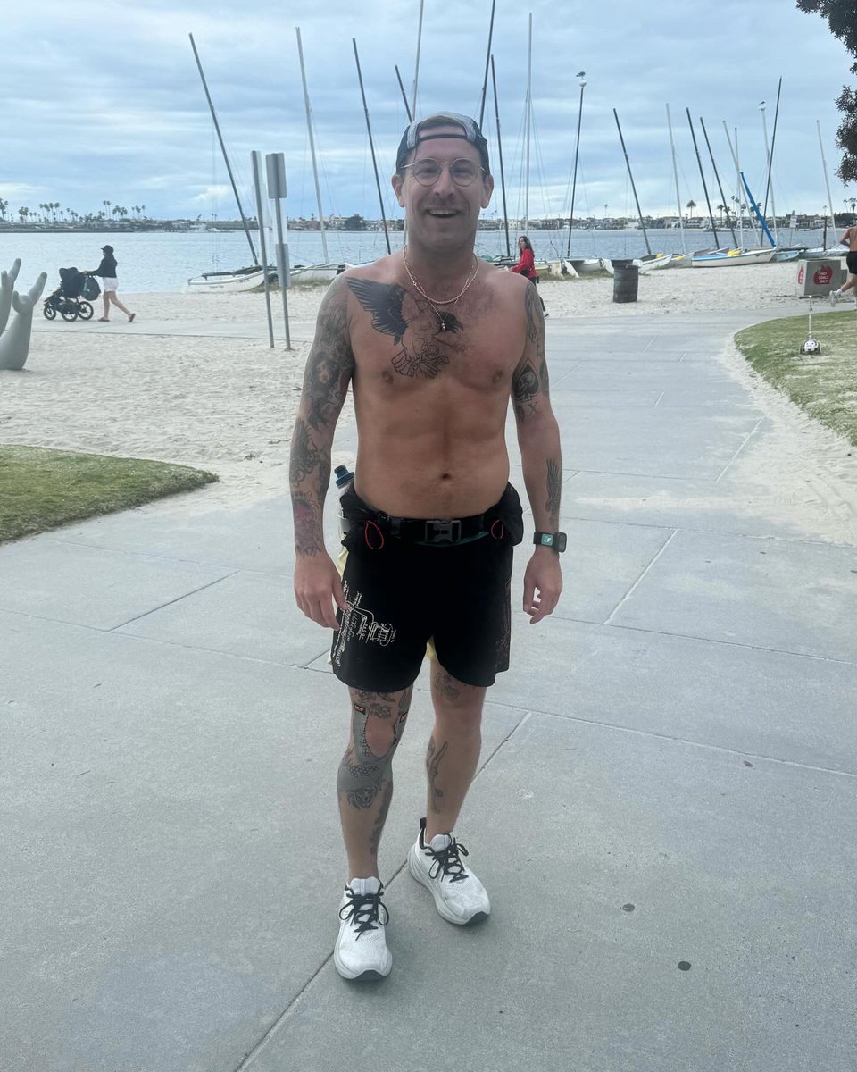 spagzilla's tweet image. Ran my first marathon a few days ago. 50 mile ultra is next 😈