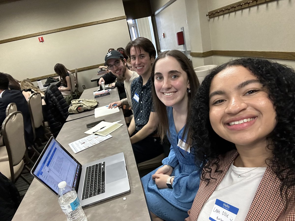 AlisonMiccolis's tweet photo. Thank you @TakesAllKinds_ for sharing your story at the @ICPAconnect conference. @butlercollegian @ButlerCCom https://t.co/g44V5n1osr
