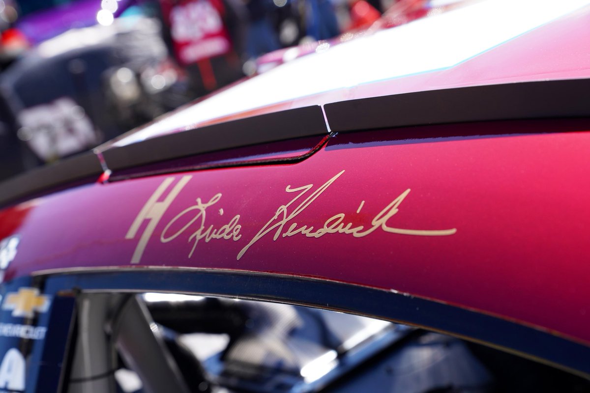 Martinsville is the perfect place to honor Mrs. Hendrick’s place in the Hendrick story for her contributions to both Hendrick Motorsports and the automotive business side. Mr. Hendrick and the entire Hendrick organization thank her for support since day one and win No. 1! 💙