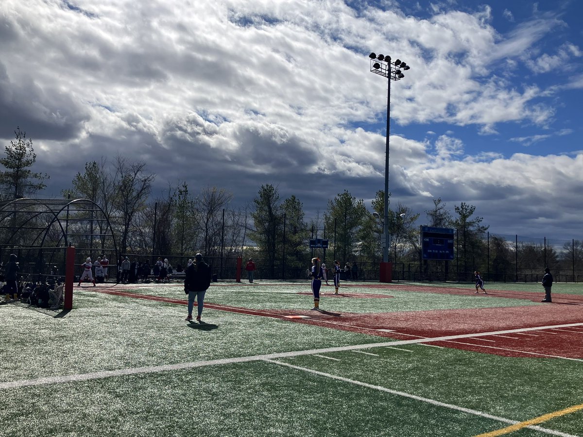 First home win for @EastchesterVSB! @ufsdeastchester @LiveMike_Sports @lohudsports @KDJmedia1 @puccini_thomas