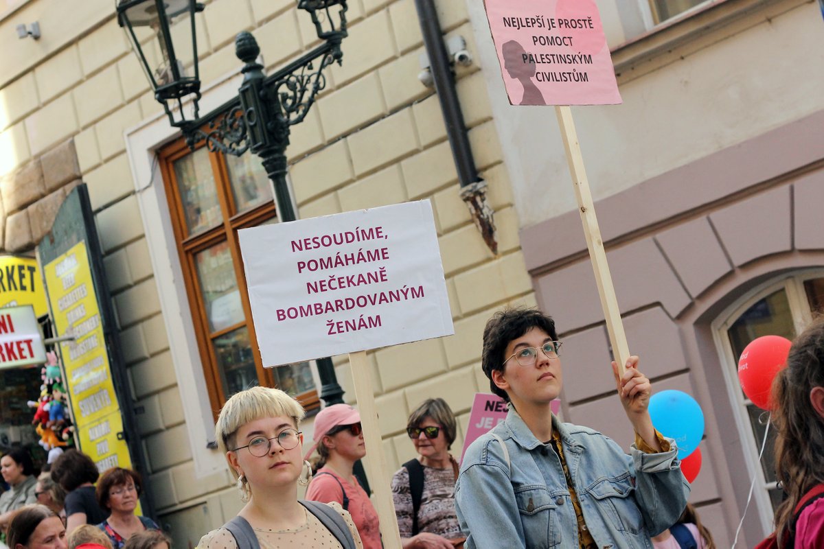 Letošní pochod Hnutí pro život se nesl ve jménu pomoci civilistům masakrovaným v Gaze! Nejlepší je prostě pomoct!