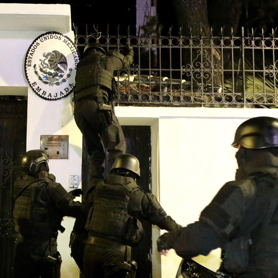 Alberto Fernández tweet media