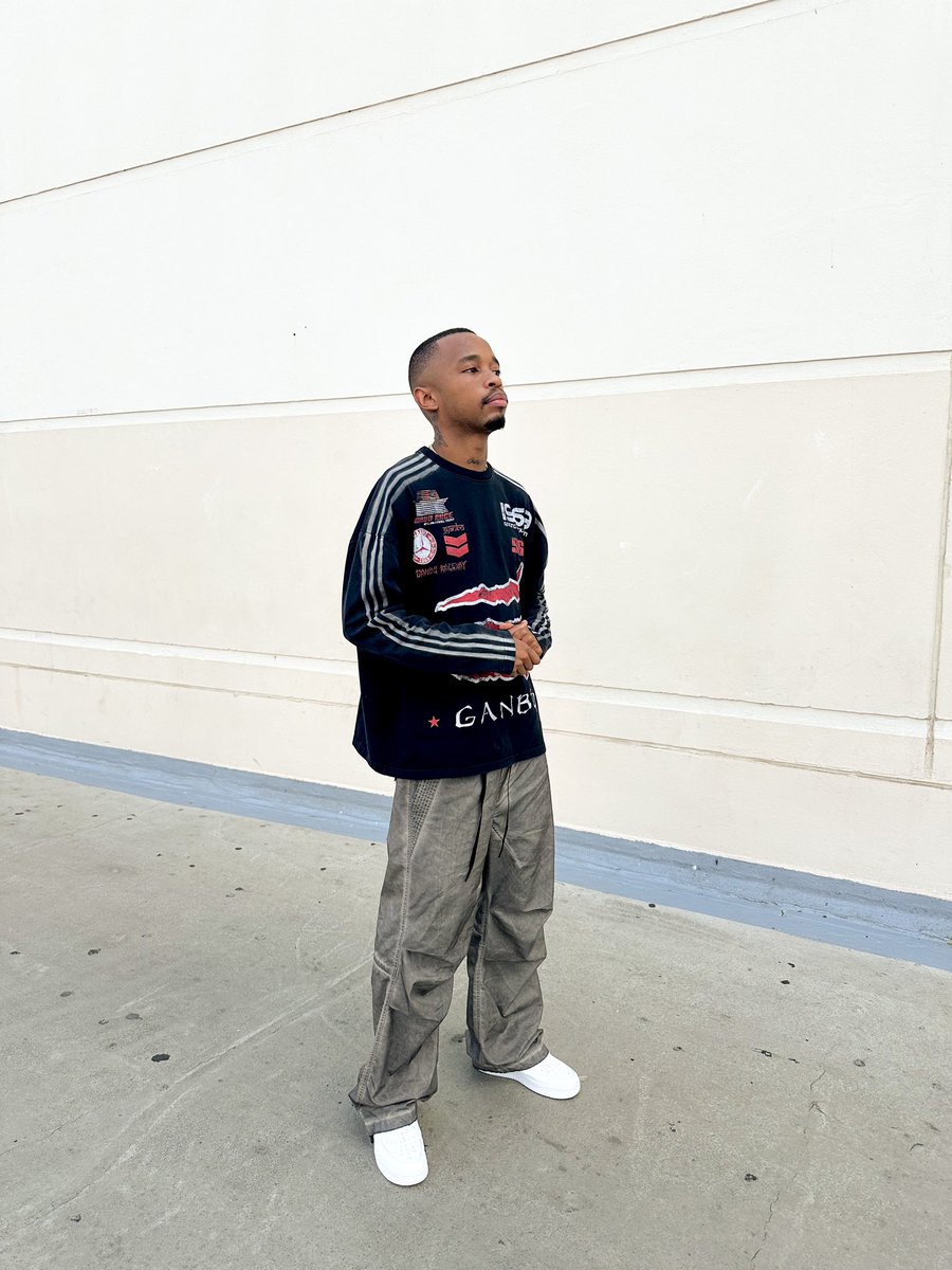 _roydesigns's tweet image. 