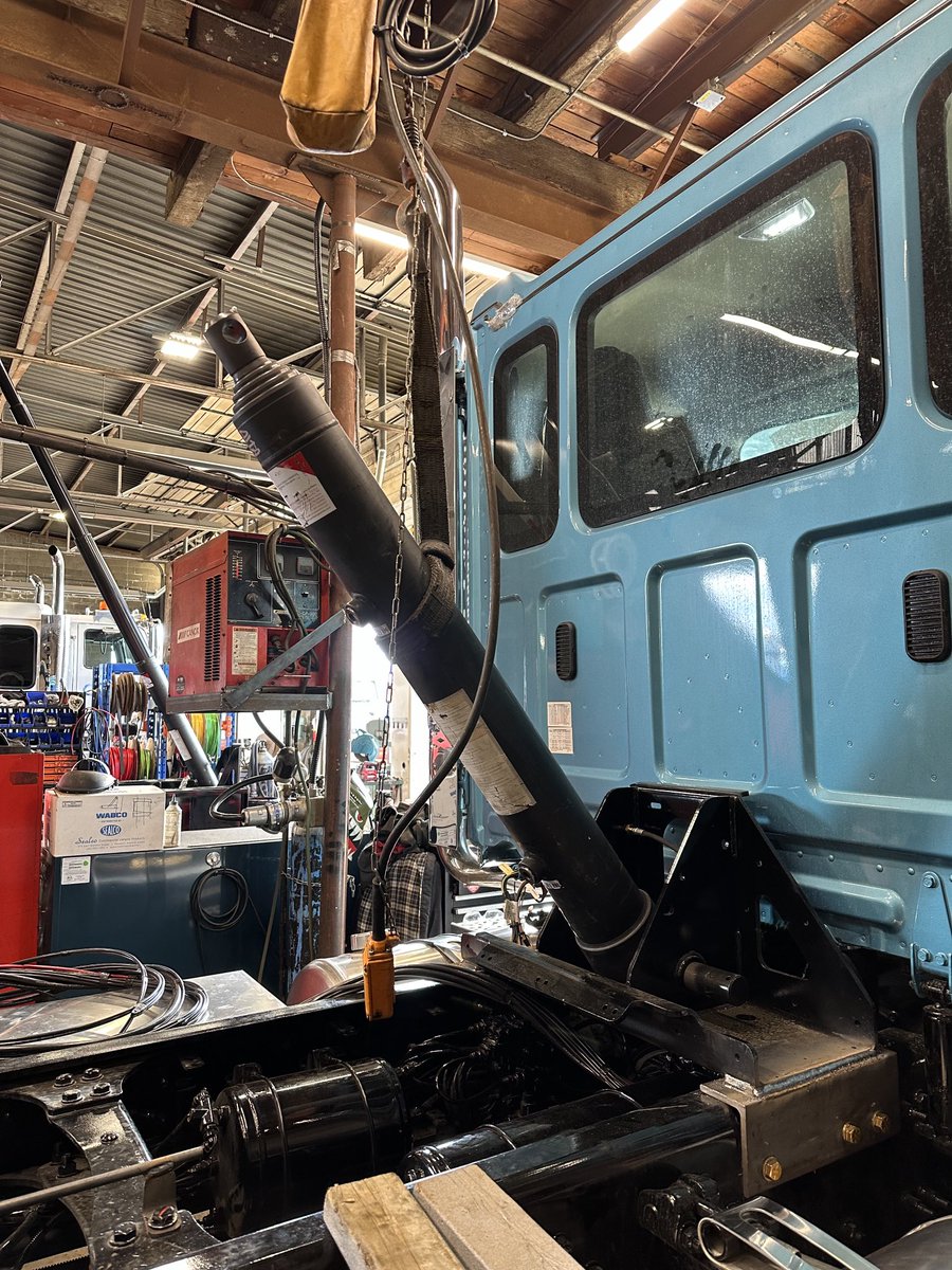 Just installed the mounting bracket base for the hydraulic cylinder that much harder than I thought had to install angle mounting plates on each side of the frame for the bracket to sit on and it probably took me at least a good 2 hours to do little frustrating but it’s done