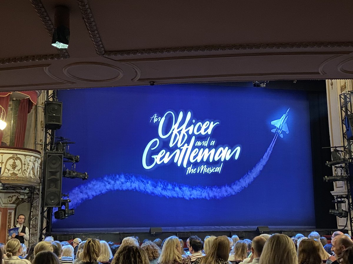 Revitalising the story @officergentuk @NewWimbTheatre embracing the fairytale magic for the romantic in all of us Fantastic cast, strong performances all round! Shout out to #JamalCrawford