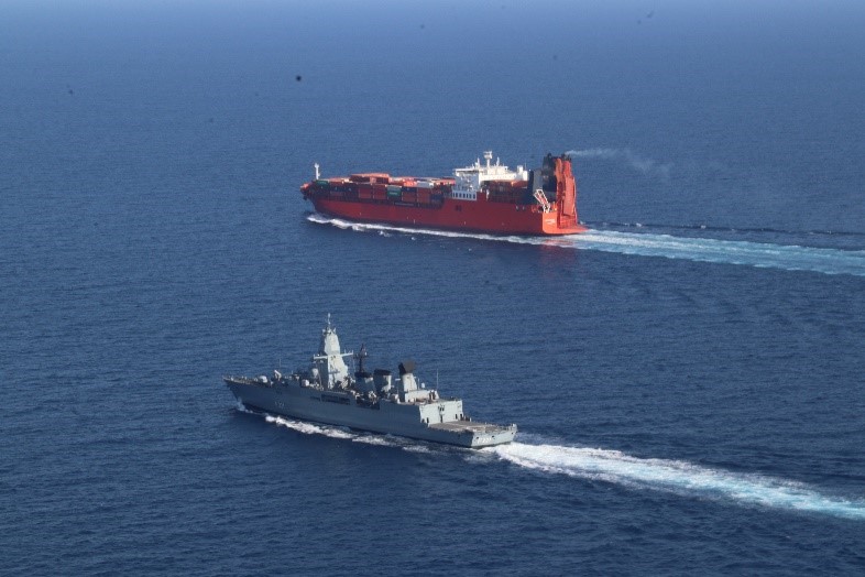 On 06 April (1430-1530 UTC), 🇩🇪 frigate HESSEN, while providing close protection to merchant shipping in Red Sea, successfully repelled a 🚀 attack coming from Houthis controlled areas in Yemen, engaging with organic weapons and avoiding  damages to vessel. 
@BundeswehrImEinsatz