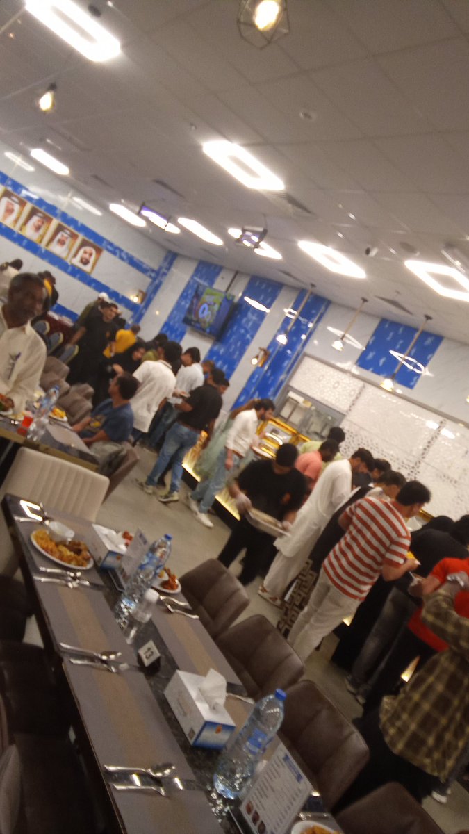 imranSa11984161's tweet photo. IFTHAR : Breaking the fast at this Buffet Restaurant in BurDubai at Al  Tazeem for 49Aed per person. What a great Buffet spread they have. Great selection to choose from and time to Attack! #Ifthar #BuffetDinner #Breakingfast #AlTazeem #CheapDeal #Dubai🇦🇪 https://t.co/aldkxL4vmt