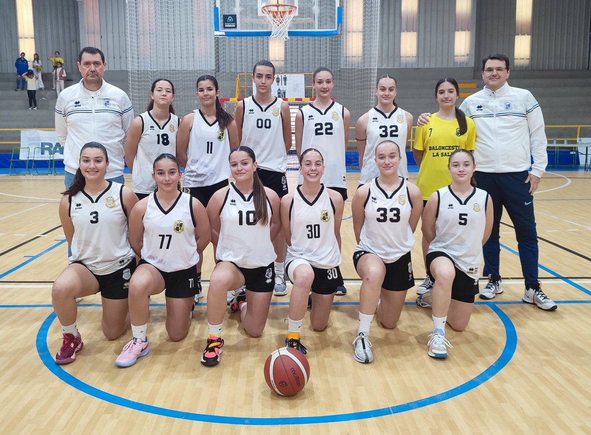 FAB_Cordoba's tweet photo. #FINALCF 23-24🏀,  3er y definitivo encuentro 
Descanso: 47-28
🅰️ @cdlasallebasket 08
🅱️ @cdlasallebasket 09
🏟️ Colegio La Salle
🕣 18:30 h. https://t.co/eONygVQvOT