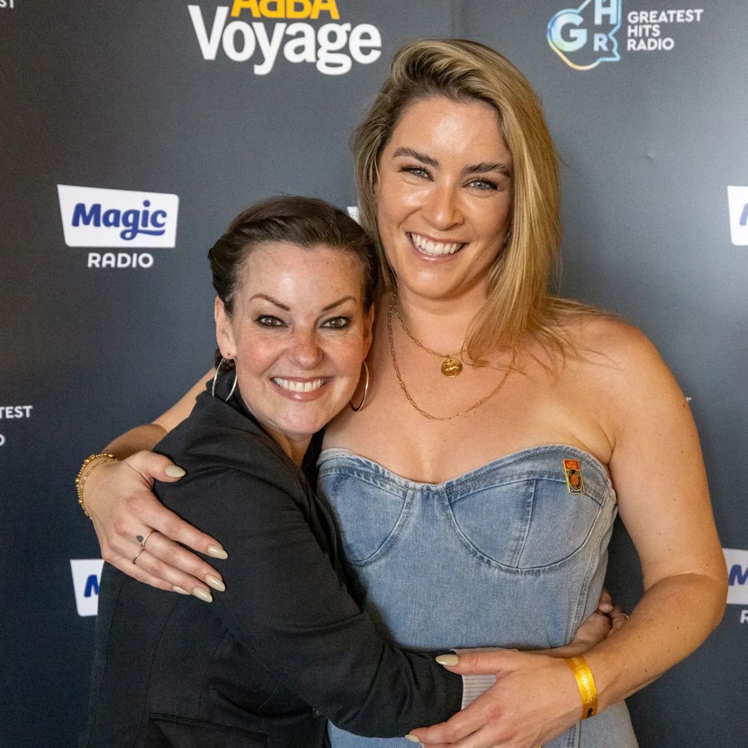 .@ruthiehenshall and <a href="/luciejones1/">Lucie Jones</a> are here!