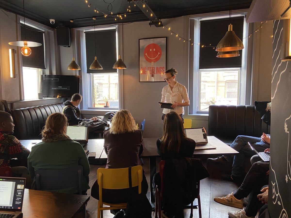 rethinkGSC's tweet image. 🍺 Ever presented your latest research in a pub?

As well as exploring disruption in research, we&apos;ve had a few disruptions ourselves: #StormKathleen, cancelled flights, a major power outage and subsequent evacuation of the venue, no available conference rooms in nearby hotels...