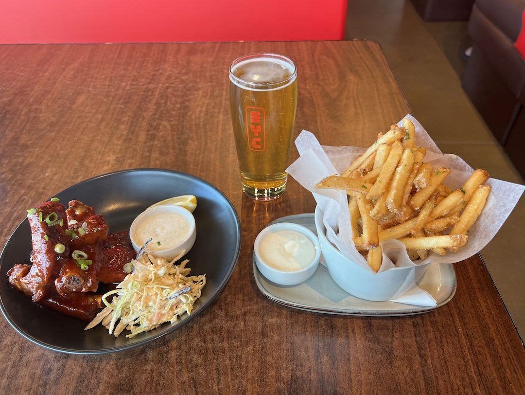 Go west of the Henday and you will find NV Restaurant and Bar. Unless, of course, you already live west of the Henday; then, NV will be your neighbourhood spot. #yegeats #yeg edifyedmonton.com/food/eat-in-ta…