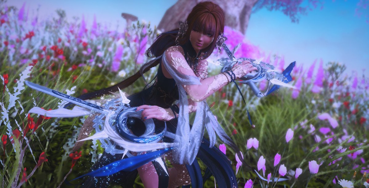 Au Ra April 2024
Day 6: Fav weapon 
(I couldn't pick so have two)
#AuRaApril | #GPOSERS | #ReShade | #ziziblooms | #MiesBees | #AtelierLynn | #Au_Ra