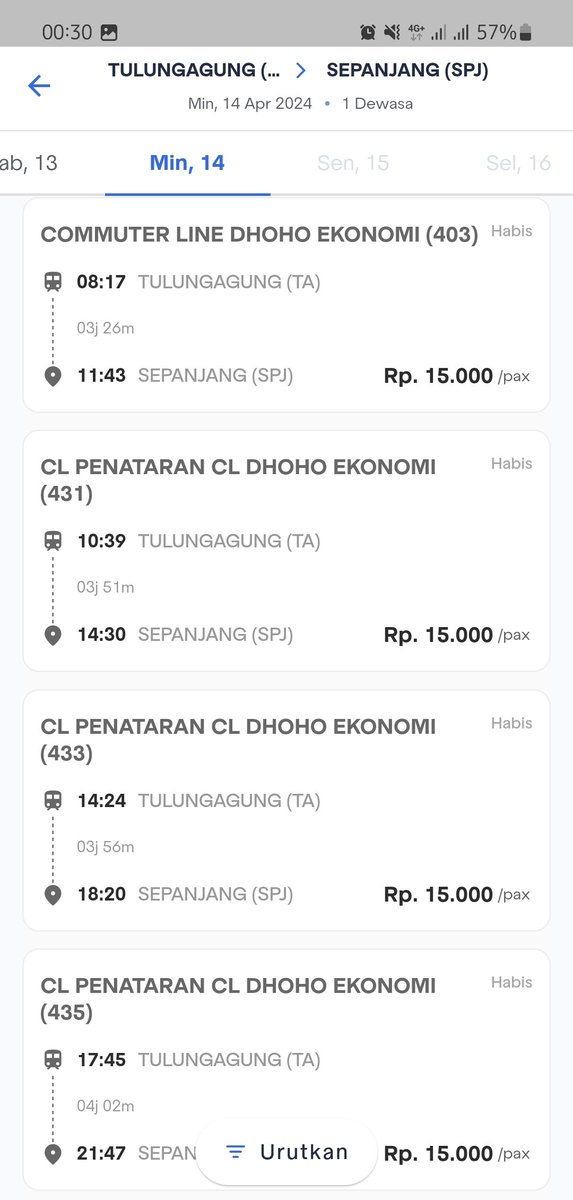 FebrianPW's tweet photo. @CommuterLine @KAI121 gak masuk akal banget sih ini, Lokal Dhoho Penataran, 00.00 - 00.28 rutin buka tiap menit tapi jadwal belum ada, 00.29 buka lagi eh langsung habis semua jadwal. Masa iya sih ada ordal nya juga pesen tiket lokal aja? https://t.co/mvpK4fEEFB