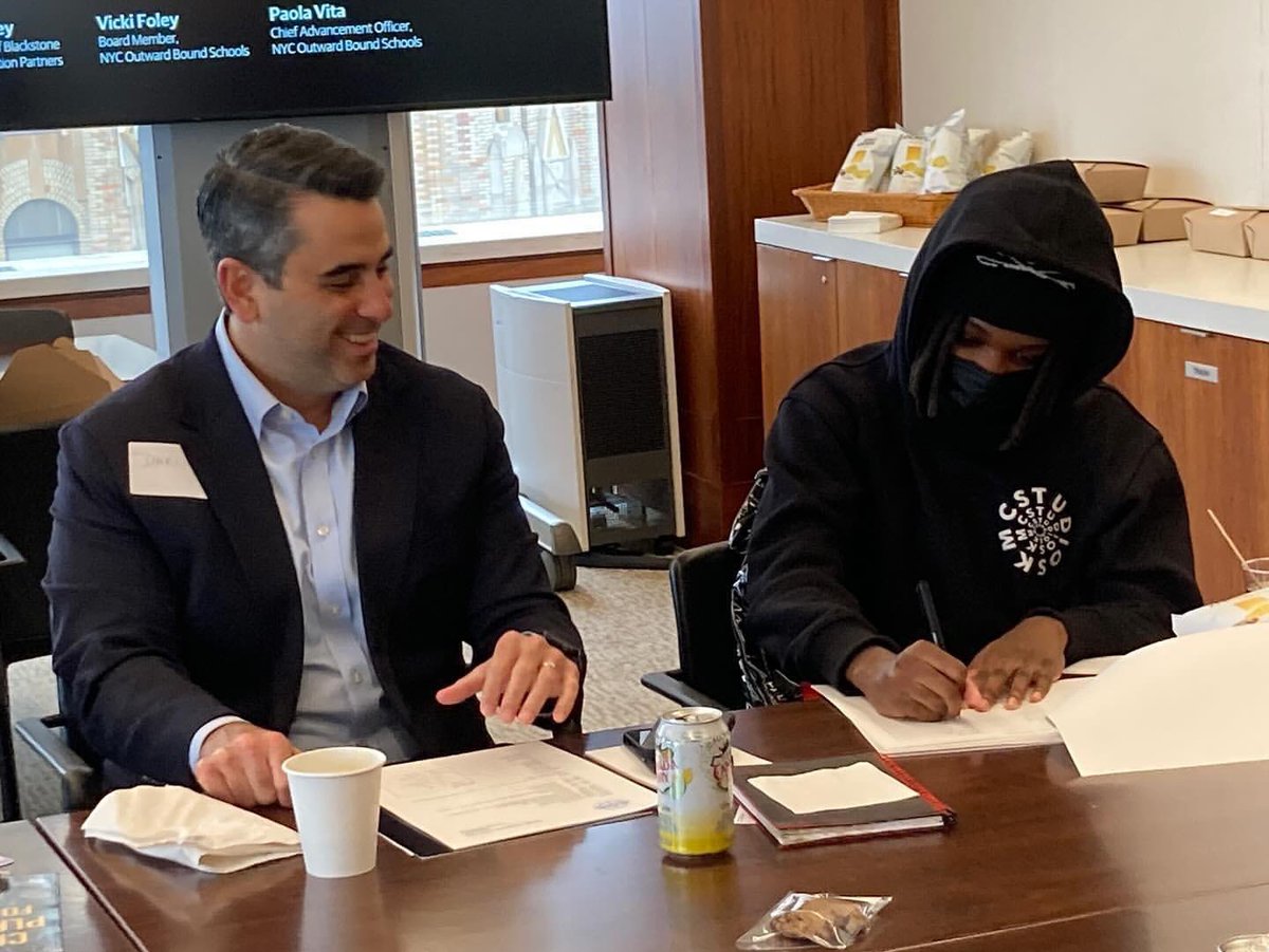 CIOBCitywide's tweet photo. Shoutout to @blackstone for hosting our 11th grade interns today! Despite the earthquake scare, our Brooklyn Collaborative students rocked elevator pitches and mock interviews. What a memorable day! 🌟 #InternshipDay #BCS @NYCSchools @DOEChancellor https://t.co/iVXC0eE7VQ