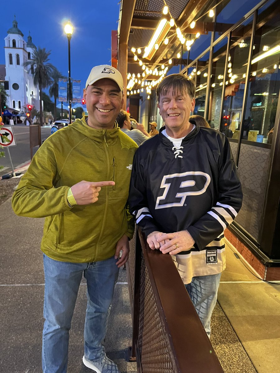 Mr bracketology at <a href="/CBSSportsCBB/">CBS Sports College Basketball 🏀</a>, the ultimate college basketball geek, and a very nice person. Appreciate the chat @jppalmCBS! I owe you a beer, #BoilerUp! 🏀🚂