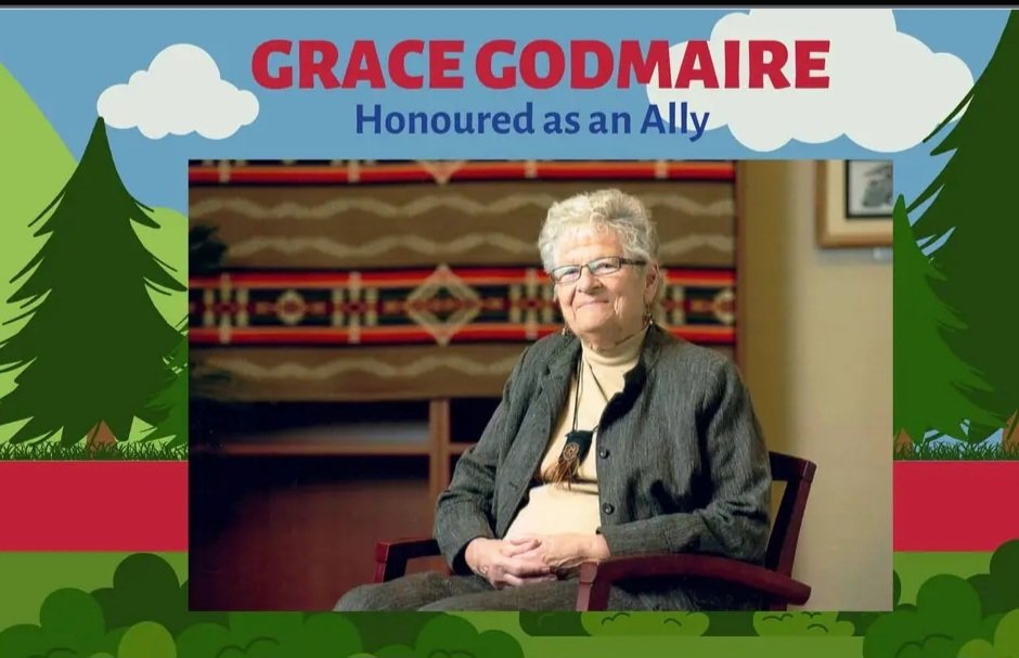 Digits00's tweet image. I feel that women need more light on intellectual accomplishments. This is my grandmother, and she helped build social programs and was an advocate for helping communities have better health care. She and my grandfather adopted 5 different children to give them a better life.