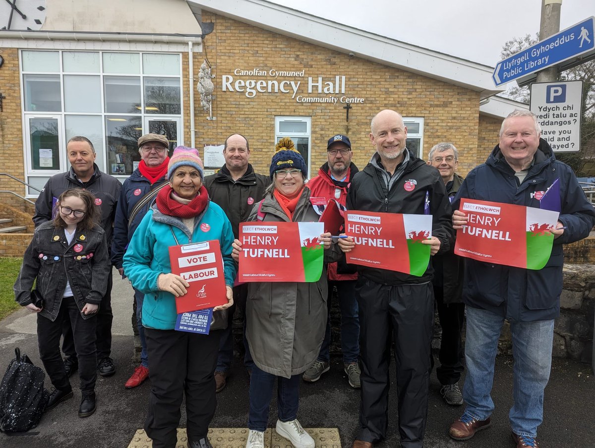 Great to take a superb team of Aberavon members to #Saundersfoot to campaign for the brilliant @TufnellHenry in his campaign to win Mid & South Pembrokeshire for #Labour Really good conversations on the doorsteps, and lots of Tory > Labour switchers 👍👍👍👍