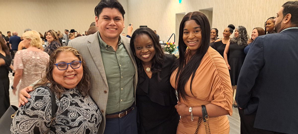 Jennifer Price tweet media