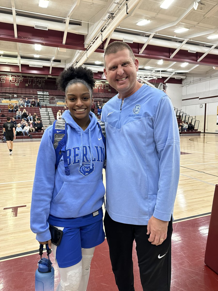 Had a lot of fun watching @LMerriweather22 wear the Double Blue one more time at the District 11 all-star game last night! Great job, 2’s! @ladybearsbbk @BerlinBearsAD #HardWorkPaysOff #ClawsUp