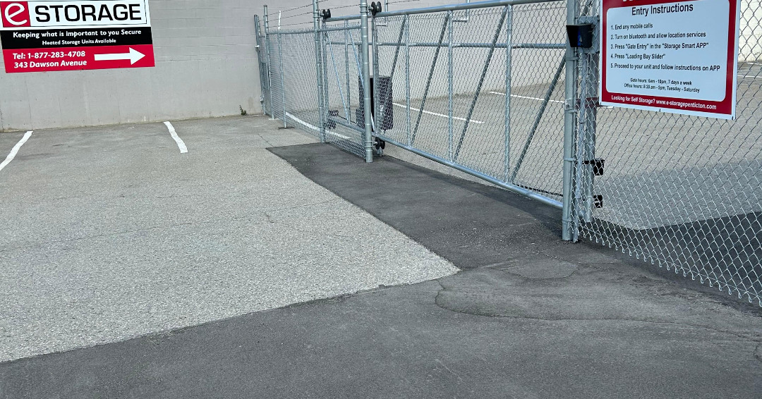 EStorage343's tweet image. Coming Soon! We have 8 spots avaliable for storing your vehicle, boat trailer, and up to 27' trailers. $100/month and receive a small indoor storage unit free! Some conditions apply. #estorage #penticton #uhaul #vehiclestorage #boattrailerstorage