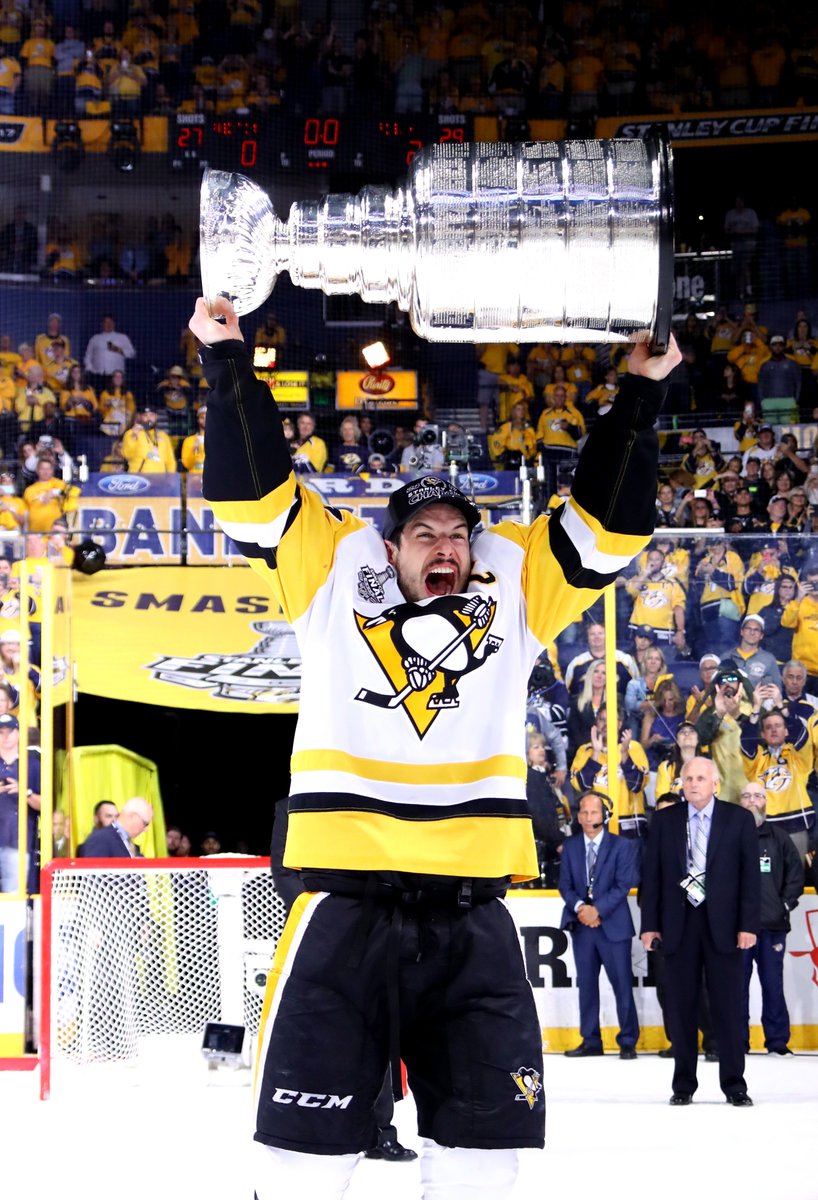 BR_OpenIce's tweet photo. Sidney Crosby's three 40+ goal seasons...

🐧 22 years old
🐧 29 years old
🐧 36 years old https://t.co/h65Xdr50Nv
