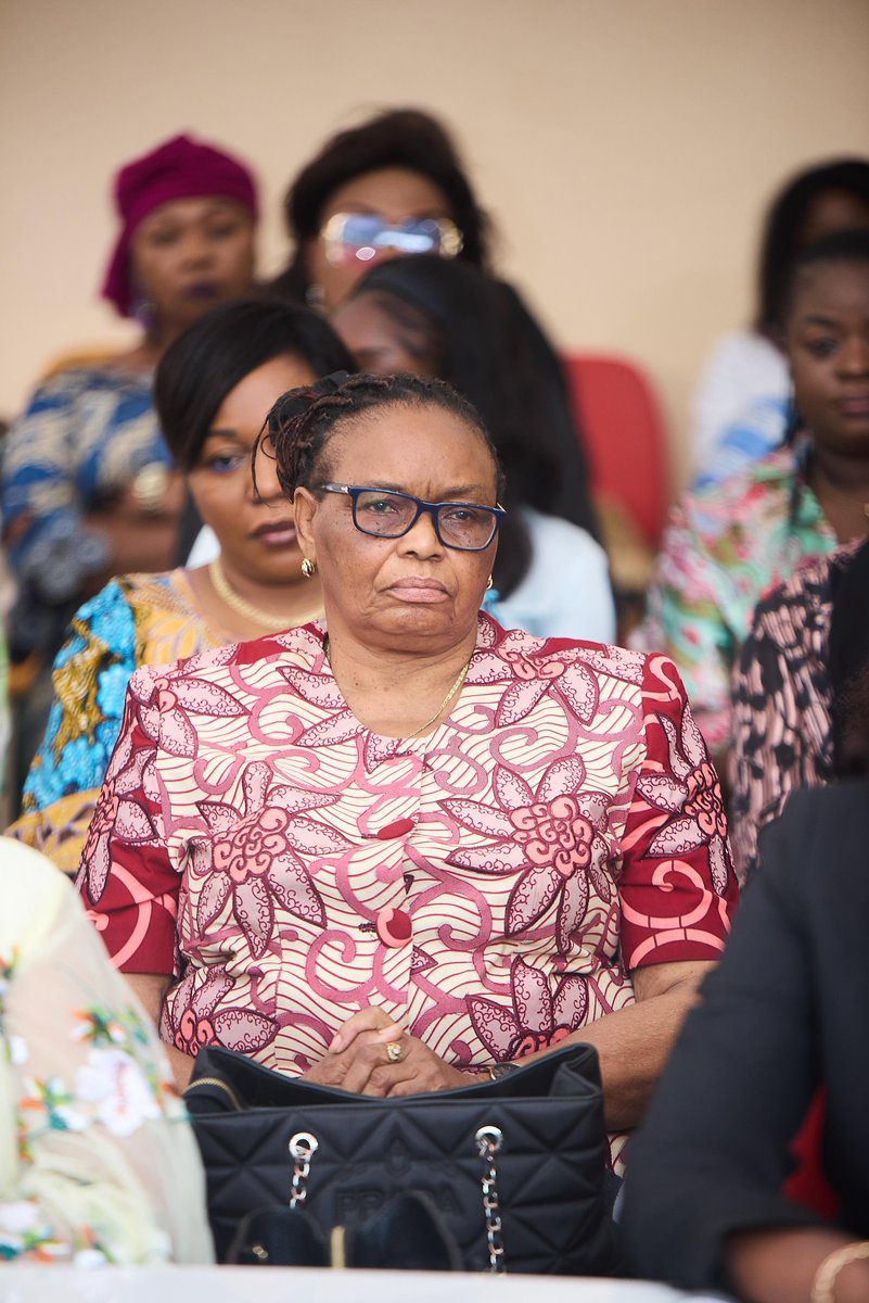SpecialeYelu's tweet photo. C'est grâce aux efforts conjugués de toutes que nous en sommes arrivés à ce moment historique.

#presidencerdc #plaidoyer #lobbyingpourlaparité #rdc #chantalyelumulop #g100 #femmesleaders #femmescongolaises #judithtuluka #cjvftp #Jeunesse https://t.co/fRJovqwaA2