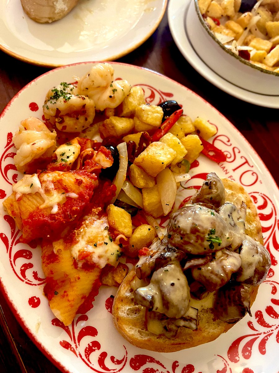 Ceridwen Eccles tweet media