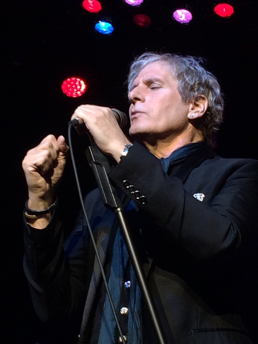Snapped this beauty #OTD five years ago @fallsviewcasino…sending love & light as you continue on your journey to renewed health, @mbsings ❤️ #April6 #concert #Memories