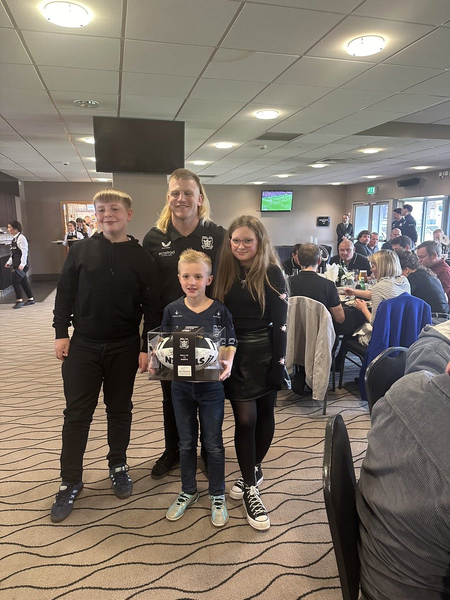 Proud to be matchball sponsor today for Hull Fc vs Huddersfield Giants 
Come on You Hulllll!!!! 
<a href="/hullfcofficial/">Hull FC</a>