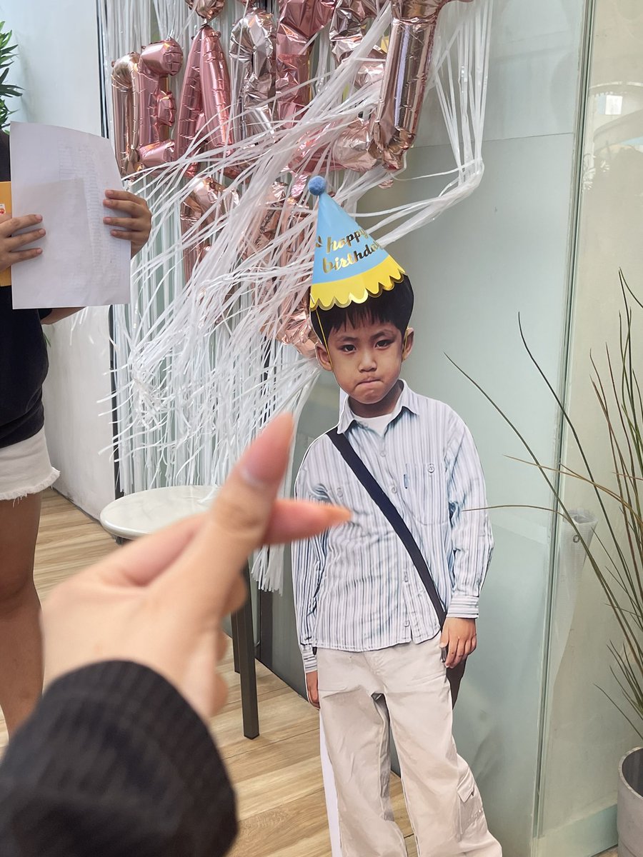 kwonxwoo's tweet photo. HAPPY GYU DAY 🐶 Thank you so much for this wonderful cupsleeve event @s1mp4sebong !! 🩷 규랑해 

#GYUtifulday @SebongCSE 
#4월에_피어난_민규라는행복
#BrighterOnMINGYUDay https://t.co/Ju1MS8yKY4