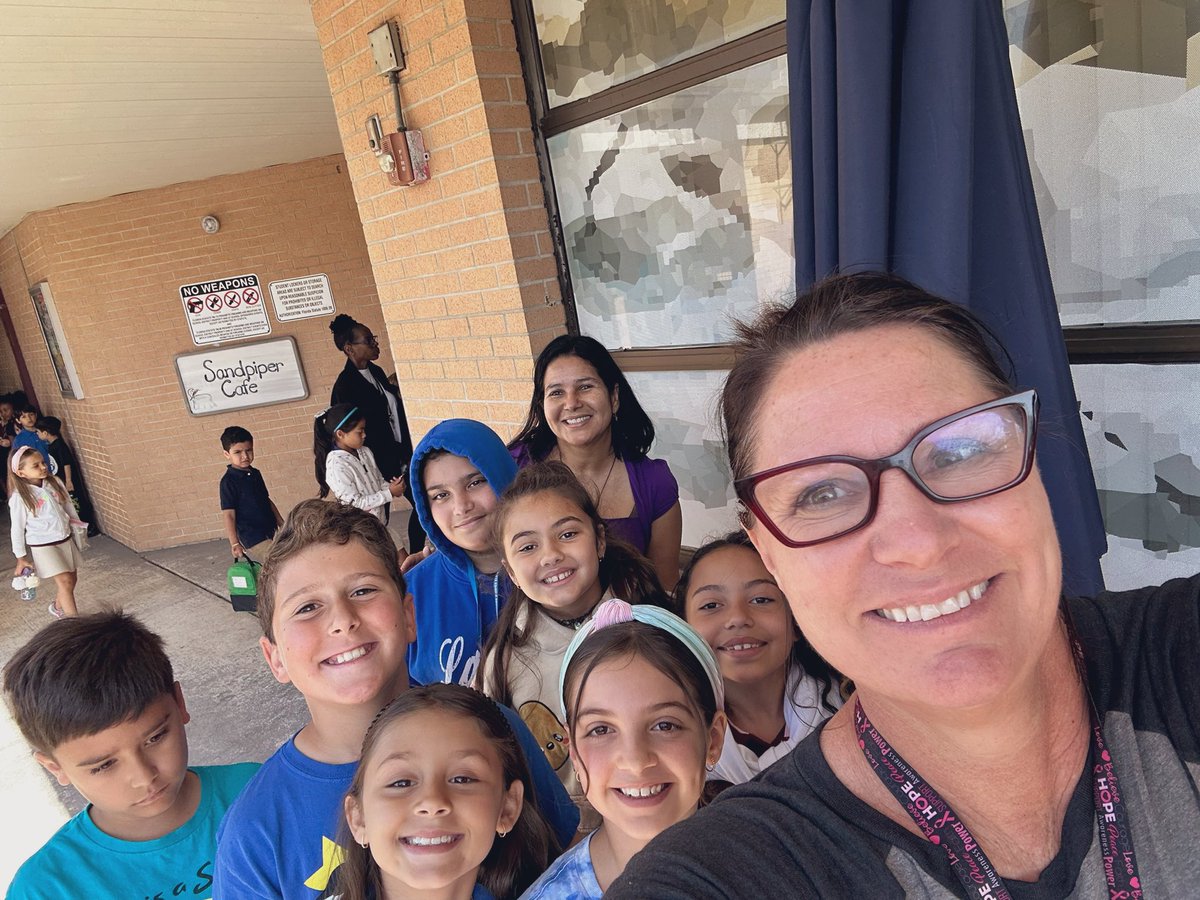 Such a pleasure meeting with my 3rd grade student initiative group! They shared some great ideas! #OURschool #studentvoice @561Sdpbc @InstSupSteiger @SandpiperShores