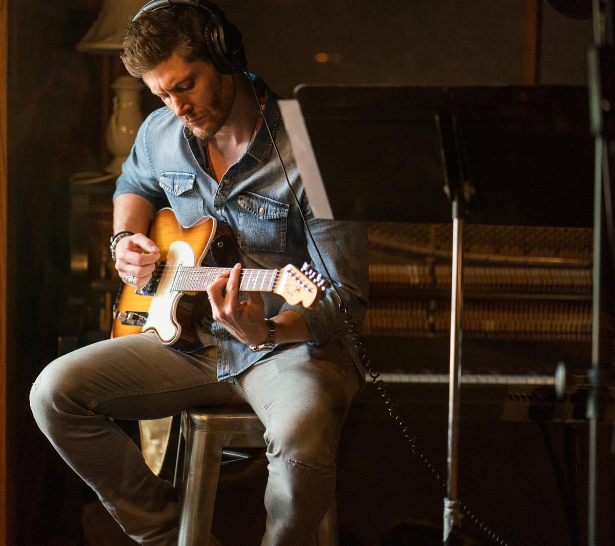 Post a pic of your fave for 365 days 
Day 97❤️ #JensenAckles #AcklesNation 

📸: Unknown