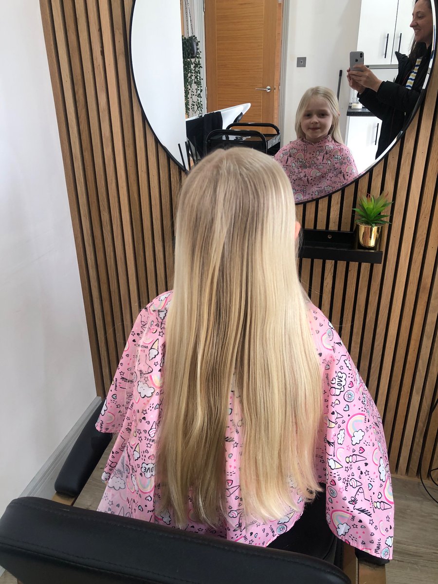 Samantha north tweet media