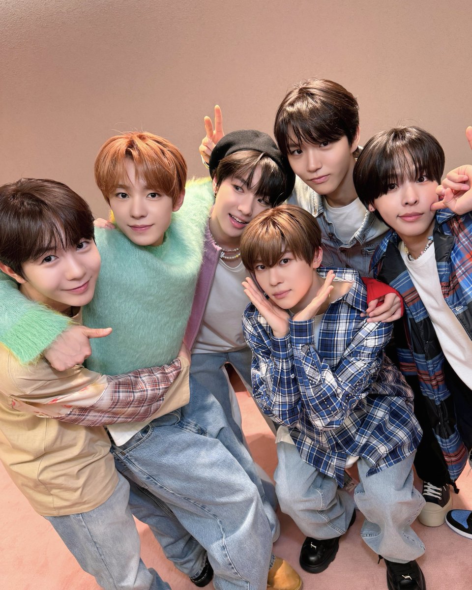 nctwishofficial's tweet photo. ☆ ★ #NCTWISH ★ ☆ https://t.co/UvMNgdX48W