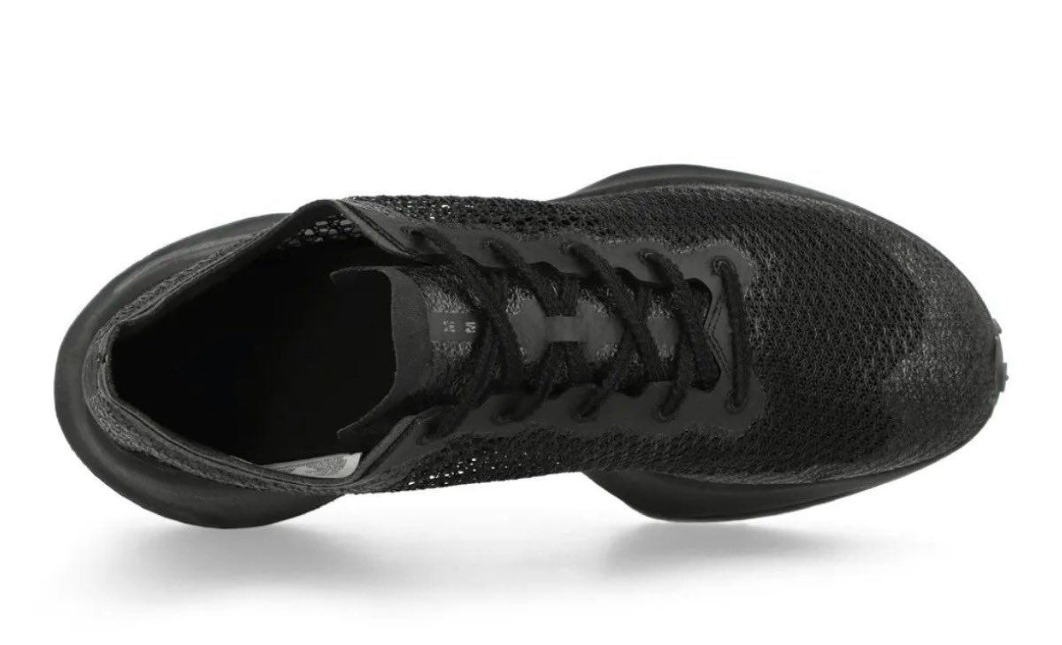Matthew M Williams × Nike 新型コラボスニーカー『Zoom MMW 6 TRD RUN