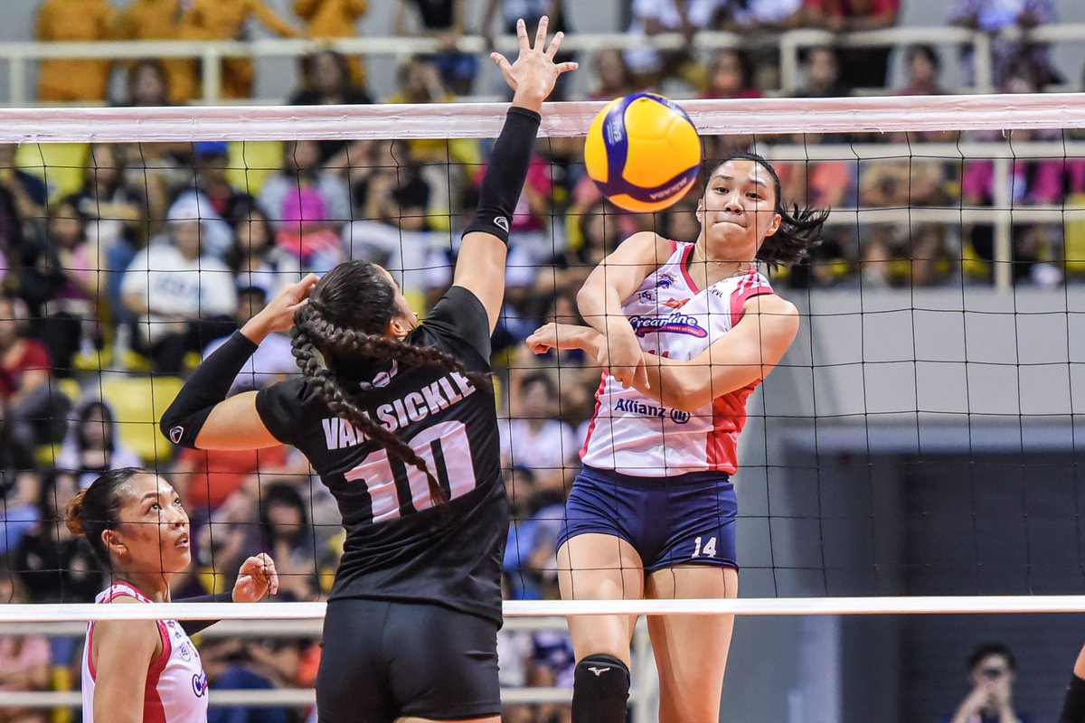 LVShirtngTB's tweet photo. breakout &amp; breakthrough:
bea de leon game explosion as a creamline cool smasher vs the petro gazz angels:

13 PTS (all-time high* 6 blocks)

proud is an understatement. nowhere to go but up, @_beadel. welcome to the creamline culture 🩷

📸 PVL
#PVL2024 https://t.co/aRhlvPfnZW