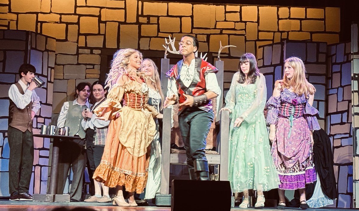 Derek Lombard tweet media