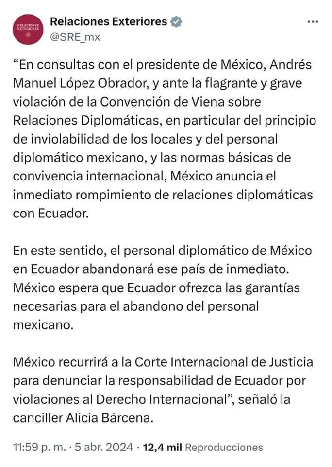 RRueda_Ermel's tweet photo. 🆘MÉXICO ROMPE RELACIONES DIPLOMÁTICAS CON EL DICTADOR DANIEL NOBOA🆘🆘
#Quiro
México "rompe relaciones diplomáticas con Ecuador", por irrumpir en su embajada. En las próximas horas también lo hará el gobierno Ruso en solidaridad con México. https://t.co/Hk1quocp1P