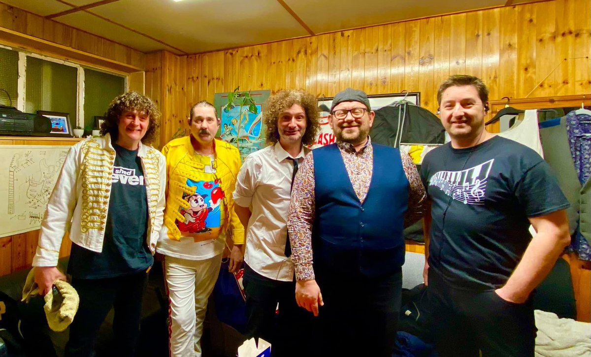 _Queenesque's tweet image. 🏴󠁧󠁢󠁷󠁬󠁳󠁿🏴󠁧󠁢󠁷󠁬󠁳󠁿
A return to Wales and a sold out show in beautiful Llandudno B at The Motorsport Lounge. 9/3/24.
And sadly our bassist Dan Evans last official gig with us.
Good luck Dan for the future.
Thank you to a fantastic crowd!
We’ll see you again!
Diolch.
🏴󠁧󠁢󠁷󠁬󠁳󠁿🏴󠁧󠁢󠁷󠁬󠁳󠁿
@themotorsportl  @OIQFC