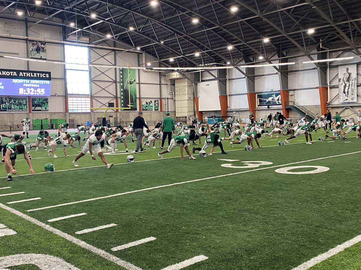 Getting the stretches in before period ☝️! #UNDproud | #LGH