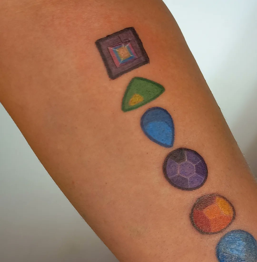 avalonink_'s tweet image. Segunda sessão 

#tatuagem #tattoo #stevenuniverso