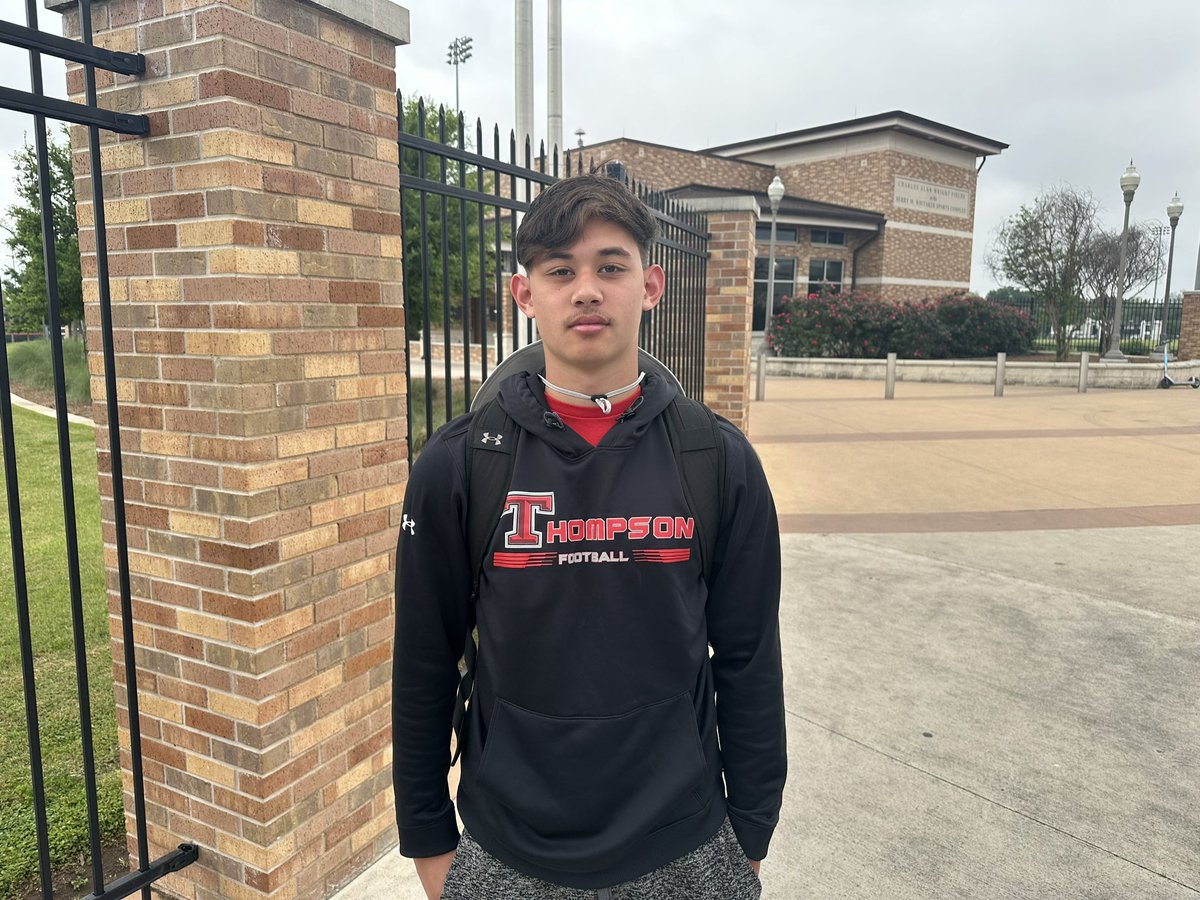 2027 Alabaster (Ala.) Thompson QB @TrentSeaborn visiting Texas. His second trip to Austin after a camp last summer @On3Recruits profile: on3.com/db/trent-seabo…