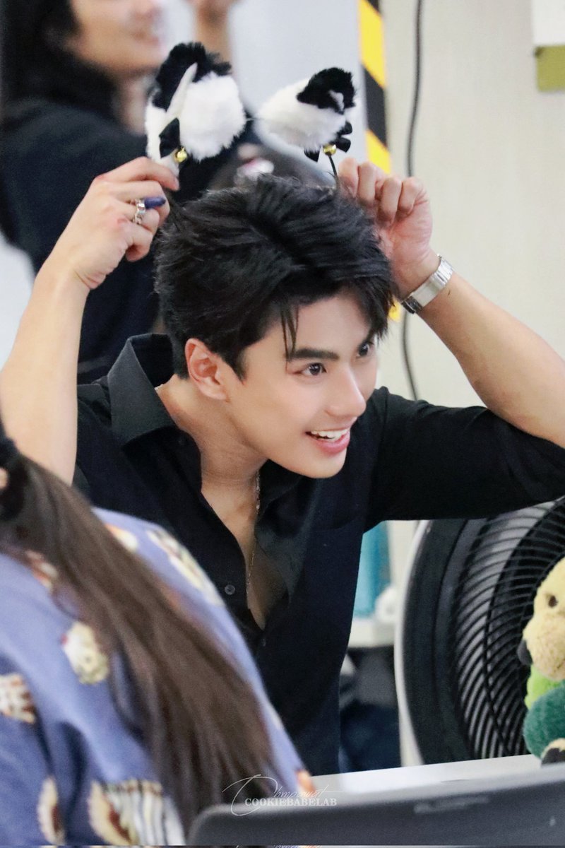 lovee_nanon's tweet photo. So cute ! Love You 🥰🧡🇧🇷
#ohmpawat https://t.co/SYdDWoUalL