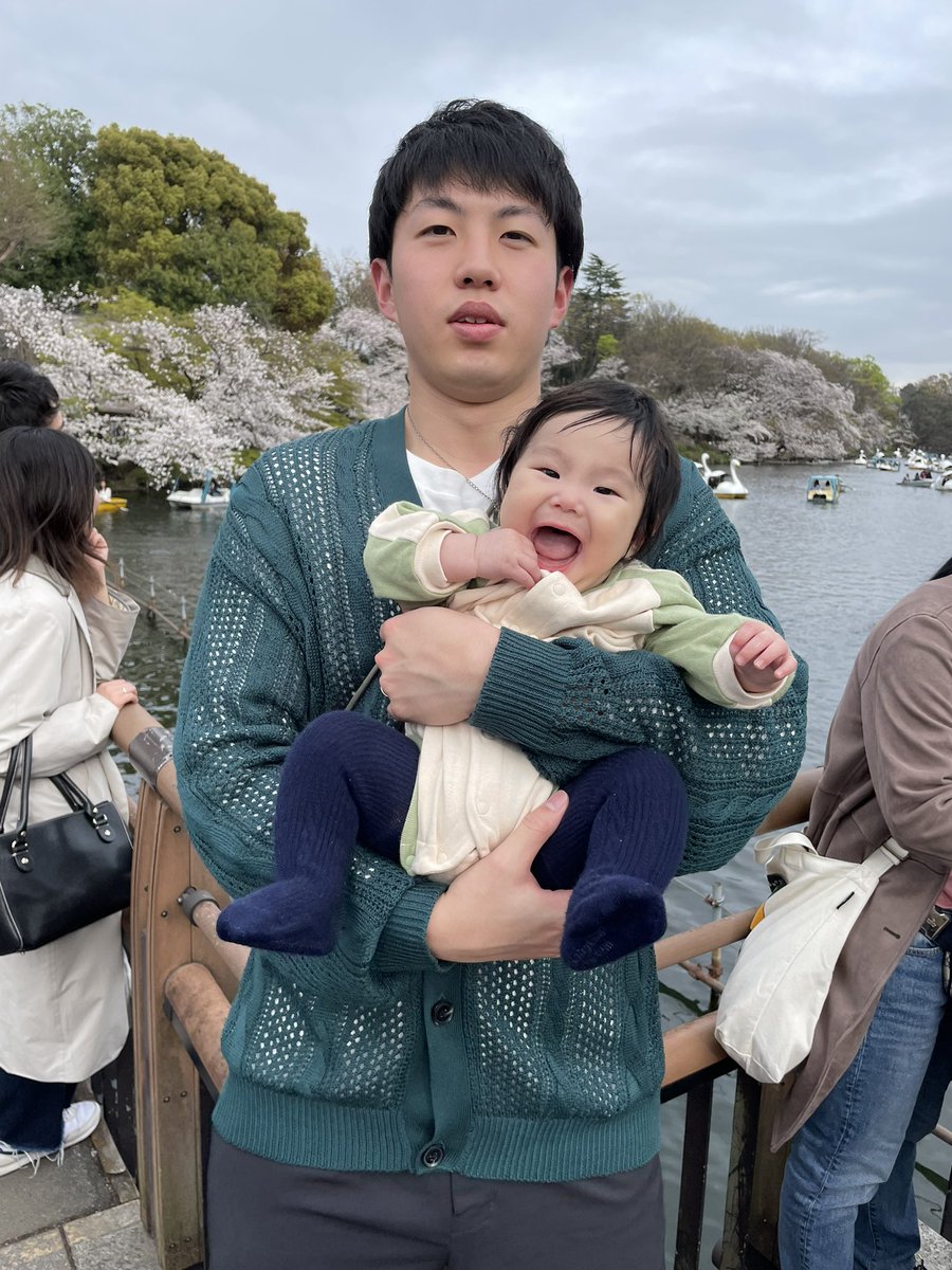415Ball's tweet photo. 息子と花見してきました✌️
喜んでもらえて良かった！
(めっちゃ疲れました😩) https://t.co/9NNHgIJZem