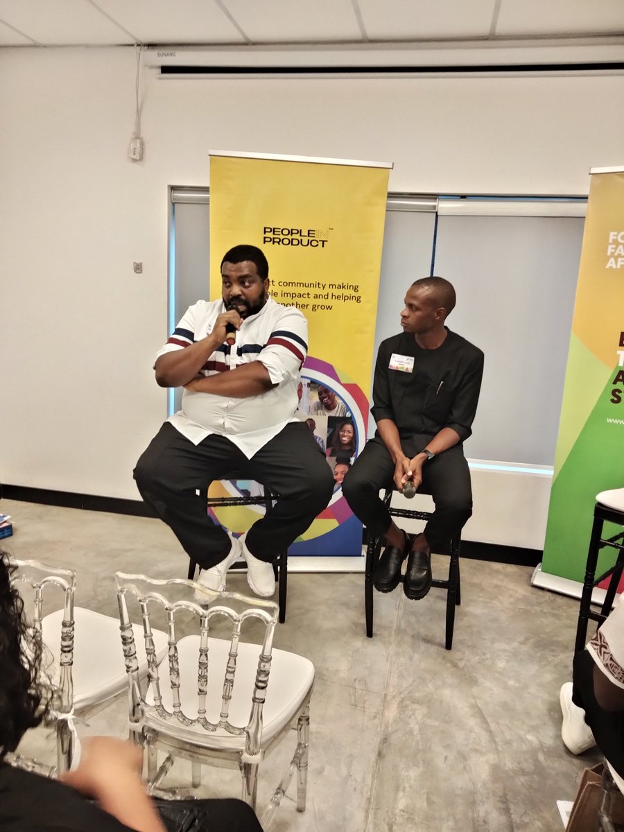 peopleinproduct's tweet photo. Group mentorship session with PM juggernauts @SimplyAzodo & @andyRoidO
Session moderated by @SamuelTobiXYZ
#FFAxPIPProductMeetup #PeopleInProduct #StayingRelevantAsAPm #FFAxPIP2 https://t.co/BUYoWNrVax